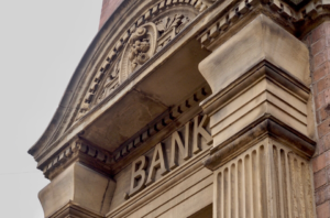 Bezpieczne domeny dla banków